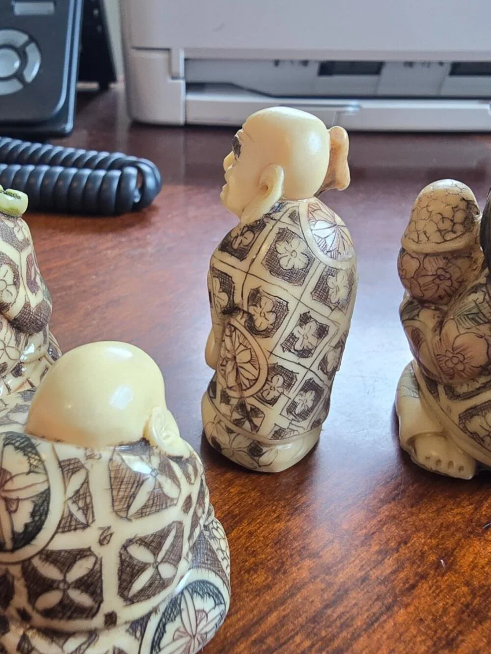 Set of 5 Vintage-Style Asian Decorative Figurines - Intricate Etched Design